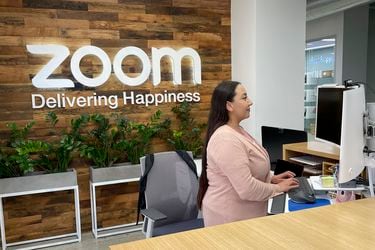 Finalizar sesión: Zoom ordena a sus empleados que regresen a trabajar presencial