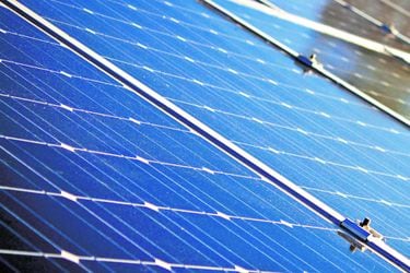 Banco estatal alemán aprueba financiamiento para parque solar en Atacama