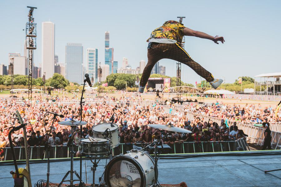 Lollapalooza2019_Max Frost_By Roger Ho RH107903