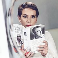 Manifiesto de Fran García-Huidobro, actriz y conductora de TV: "Me lamo mis heridas solita en mi casa"