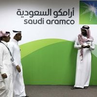 Las utilidades del gigante petrolero Aramco se derrumban en el primer trimestre 
