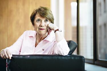 Consuelo Valdés, ministra de las Culturas: "El Presidente escuchó, evaluó y resolvió no seguir con la Galería de la Democracia"