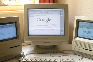 ¿Por qué tu computador antiguo era de color crema o beige?