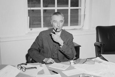 Robert Oppenheimer: la recuperación del “padre de la bomba atómica”