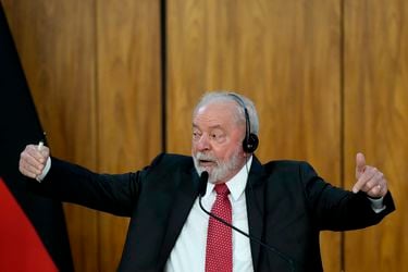 Lula abre la puerta a ser candidato a las elecciones presidenciales de 2026 si considera que hay “una situación delicada”