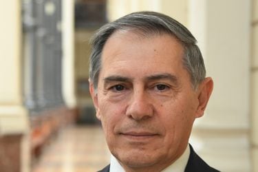 Corte Suprema elige a Raúl Mera como sucesor de Rodrigo Pica en el TC