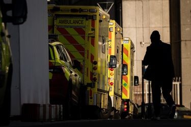 La crisis del NHS y el avance de la salud privada en Reino Unido