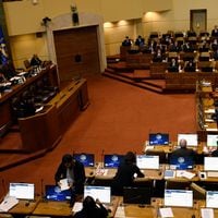 “Está hecho pensando en Chile” y “no va en línea con el crecimiento económico”: las reacciones desde el oficialismo y la oposición por el Presupuesto 2024