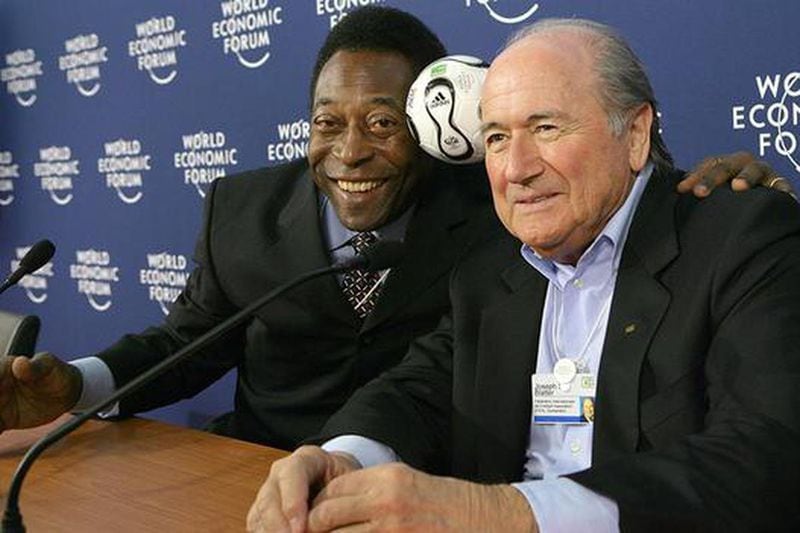 Pelé y Joseph Blatter, expresidente de la FIFA.