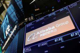 Alibaba incumple estimaciones de ingresos al ralentizarse el crecimiento del comercio electrónico