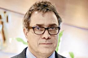 Tomás Izquierdo por alza del dólar: “Es bien penoso que el ministro de Hacienda tenga que golpear la puerta al Banco Central”