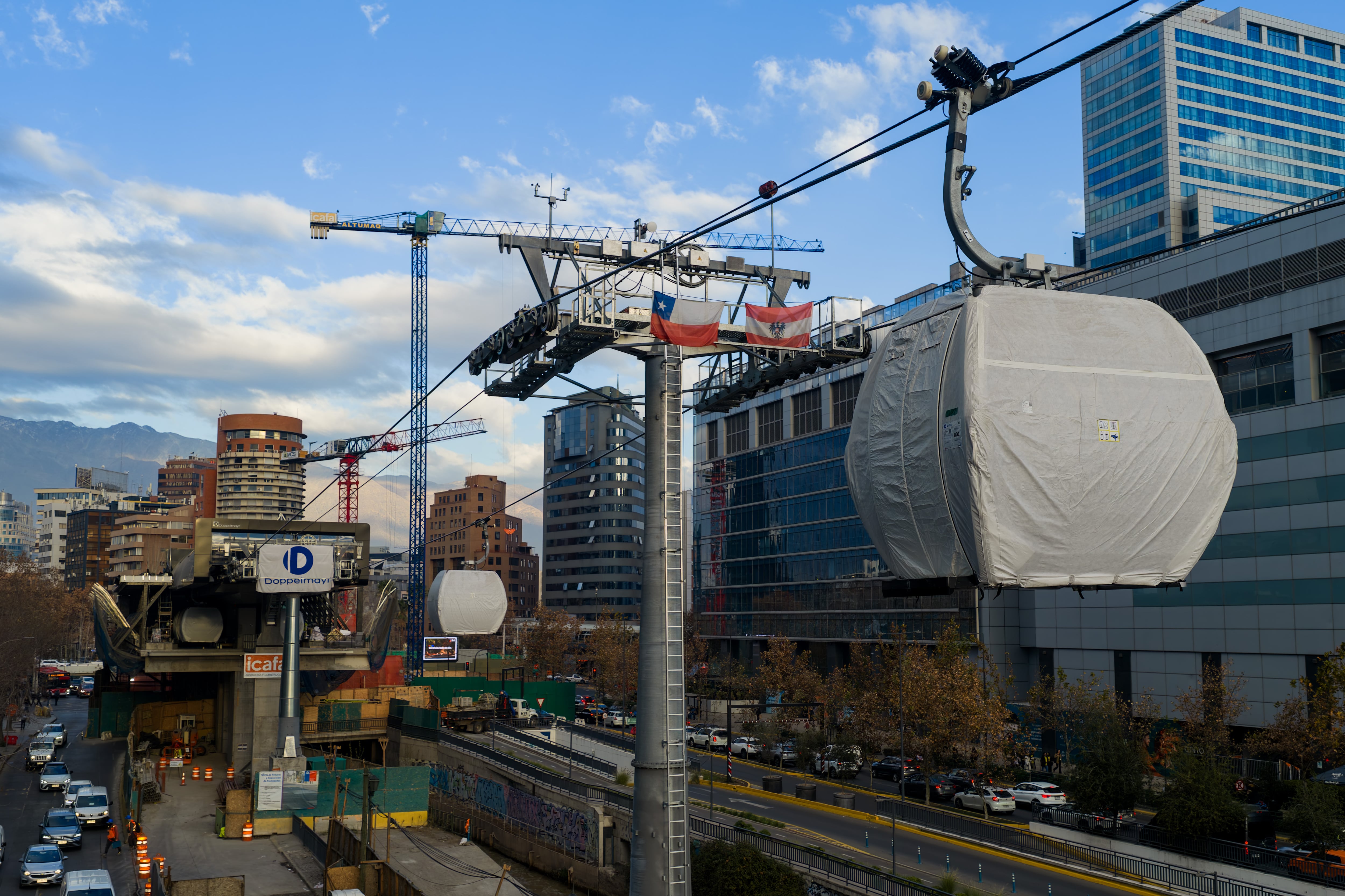 Pavez abre la puerta a integrar Teleférico Bicentenario a Red: “Es una conversación que está en curso”