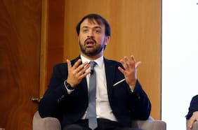 La mirada de Jorge Sharp de cara a las presidenciales: “Jeannette Jara representa un espíritu más convocante que el oficialismo”