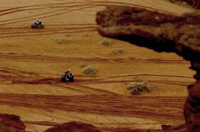 Caos en el Dakar: una tormenta acorta la tercera etapa con varios chilenos como protagonistas