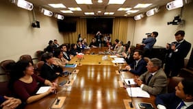 La frágil tregua de la oposición para enfrentar la megarreforma de Kast