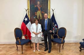 Ministerio de Defensa ingresó el 17 de febrero la solicitud de concesión marítima para China Mobile por cable submarino