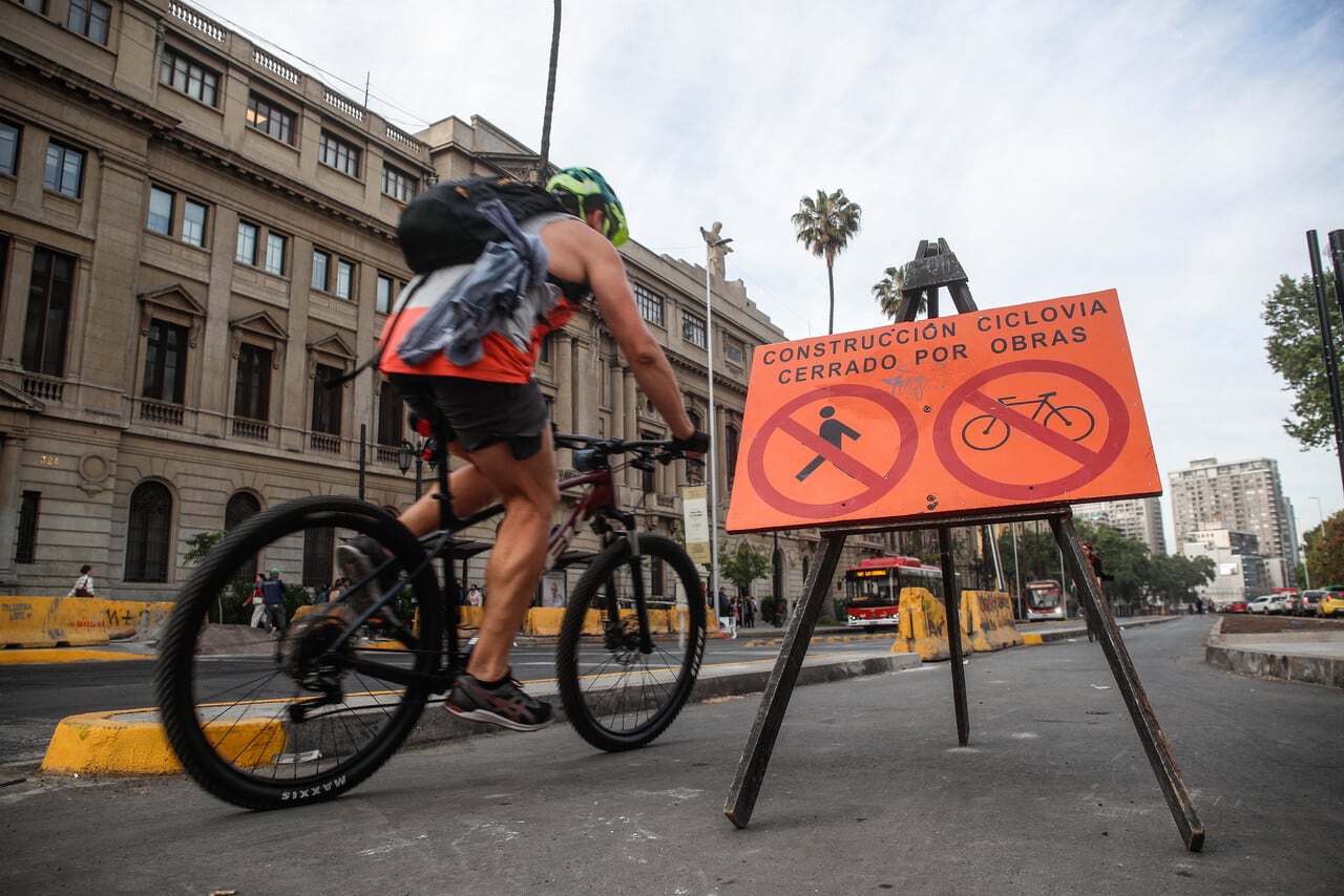Gobierno Regional y Conaset arremeten por el tramo 3 de la Ciclovía Metropolitana Nueva Alameda