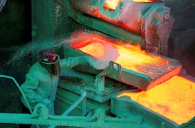 La columna de Arturo Cifuentes: “Cobre y caos; expertos y predicciones”