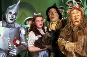 Nieve tóxica, pelaje real de león y maquillaje inflamable: el calvario del rodaje de El Mago de Oz