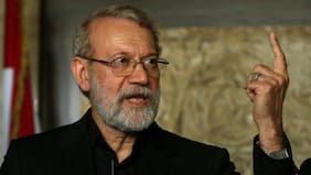 Israel anuncia la “eliminación” de Alí Larijani, figura central del régimen iraní