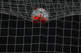 El torneo del fútbol chileno cumple 90 años: los récords que marcan su historia