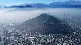 Extienden alerta ambiental para este lunes en la Región Metropolitana: revisa la restricción vehicular
