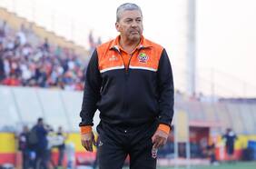 Gustavo Huerta pone en duda su continuidad en Cobresal tras perder el título en la última fecha