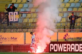 Dirigencia de Everton pide dar la llave por cerrada tras graves incidentes en el encuentro con la U por la Copa Chile