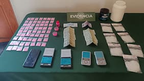 Sorprenden a dos sujetos en una transacción de droga en Estación Central