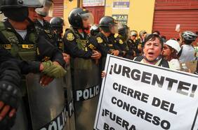 Congreso peruano acusa falta de “consenso” y vuelve a suspender debate sobre adelanto de elecciones