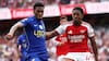Arsenal da un golpe de autoridad y vence con remontada a Chelsea para mantenerse en el liderato de la Premier League