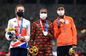 Sifan Hassan se queda con el bronce en los 1.500 metros, pero sin la hazaña que buscaba