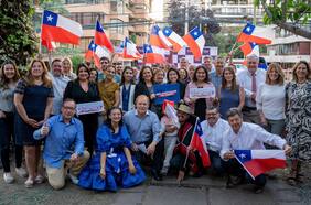 Con Rojo Edwards e Iván Aróstica: senadores de derecha, dirigentes de oposición y abogados constituyen agrupación ‘Rechazo y En Contra’