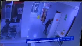 Detienen a sujeto que intentó robar sucursal bancaria en Macul