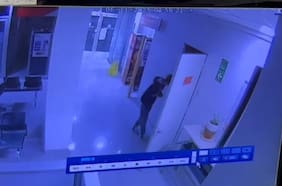 Detienen a sujeto que intentó robar sucursal bancaria en Macul