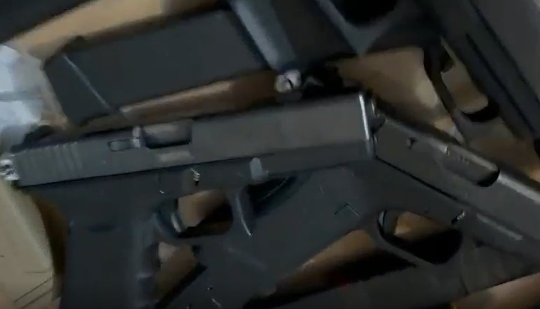 Fiscalía y PDI incautan armas, fentanilo, ketamina, MDMA y otras drogas en operativo en Lampa