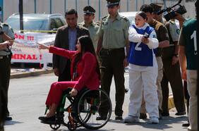 Oficial PDI baleada y atropellada durante el estallido social: tribunal pide a fiscal nacional revisar causa, pero Valencia fue defensor en el caso… ¿Qué pasará?