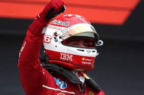 Charles Leclerc deja atrás el favoritismo de McLaren y le da a Ferrari su primera pole del año en el GP de Hungría