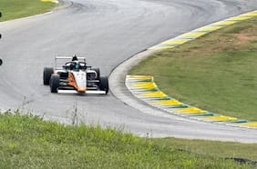 Una pole position y dos podios: el feliz fin de semana de Clemente Huerta en Estados Unidos