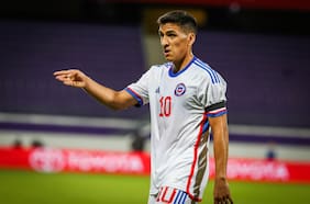 “Su nivel nunca ha sido de Premier League”: exjugador de la Roja arremete contra Marcelino Núñez tras conflicto con Córdova