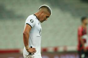 Colo Colo pasa del fracaso en Brasil al siguiente asalto sin entrenar