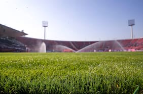 Fiscalizadores en los shows y Mega mirando de reojo: el plan agronómico de la cancha del Nacional para resistir a BTS