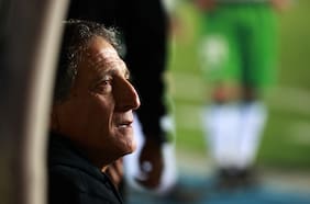 Salas vs. Salas: el Comandante se rebela al Matador y aparece en la práctica de Deportes Temuco