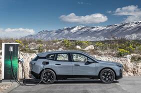 BMW iX: debuta en Chile el vehículo más tecnológico de la marca alemana