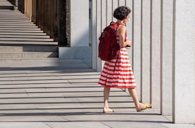 El drama de jubilarse a los 60: estudio asegura que mujeres pueden trabajar 6 años más sin deteriorar su salud