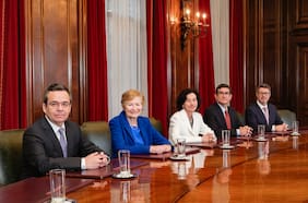 Banco Central mantiene la TPM, alerta por mayor inflación subyacente y deja en suspenso nueva baja de tasas este año