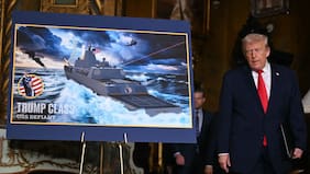 Presidente de EE.UU. anuncia construcción de nueva flota con acorazados “clase Trump”