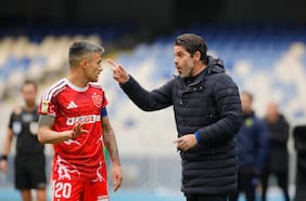 Tensión, distancia con Aránguiz y el golpe del Superclásico: el manejo de Fernando Gago que alejó a la U del título