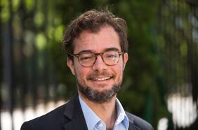 Enrique Avogadro, ministro de Cultura de la ciudad de Buenos Aires: “Las propuestas de Milei son poco precisas, poco claras”