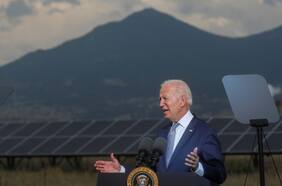 Biden admite que la victoria de Trump en Iowa lo convierte en “el claro favorito” del Partido Republicano